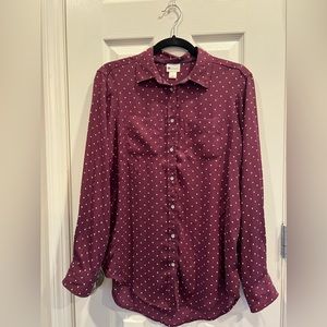 Women’s blouse size small